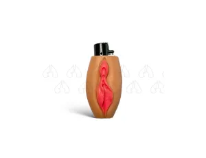 Zapalniczka Clipper w gumowym etui PUSSY